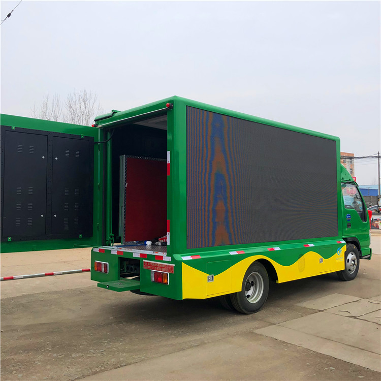 1.5m van de LEIDENE Mobiele LEIDENE Aanplakbordvrachtwagen 98hp P5 P6 P4 Vertoningsvrachtwagen voor Live Shows
