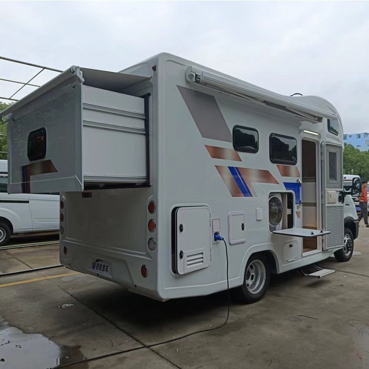 Openluchtrv Caravan van de Motorhome de Openluchtkampeerauto Van 130km/h 1VECO 4x2