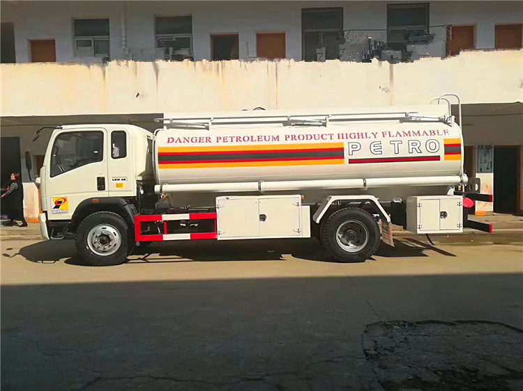 10m3 luchthaven Bijtankende Vrachtwagen 90 Mobiele de Olietankwagen 10000L van km/h met Brandstofautomaat