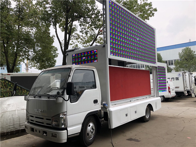 P5 van het LEIDENE van de Vrachtwagenlhd Reclame Mobiel Aanplakbord Dieseltype met Generator en Sprekers