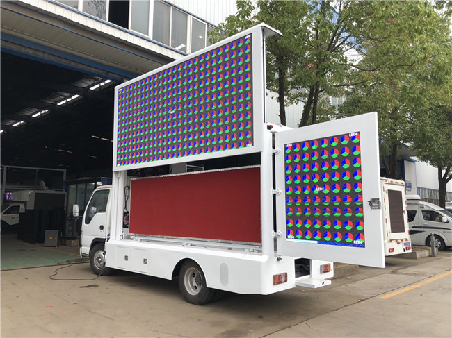 P5 van het LEIDENE van de Vrachtwagenlhd Reclame Mobiel Aanplakbord Dieseltype met Generator en Sprekers