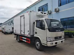 4*2 de Doosvrachtwagen Dongfeng van de diepvriezerijskast 5 Ton graad -5 tot -15