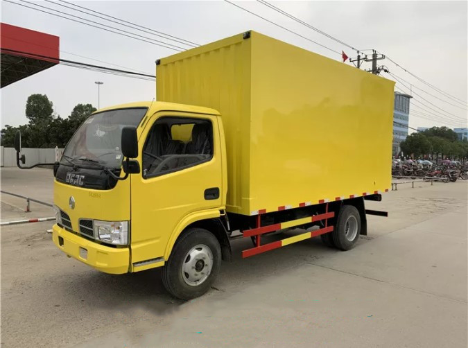 Dongfeng 3,5 Ton Light Duty Van Truck Small-de Vrachtwagen van de Groottelading