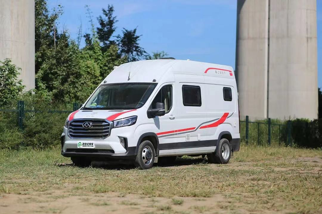 SAIC V90 Motorhome RV Caravan Outdoor Camper Touring Car te koop