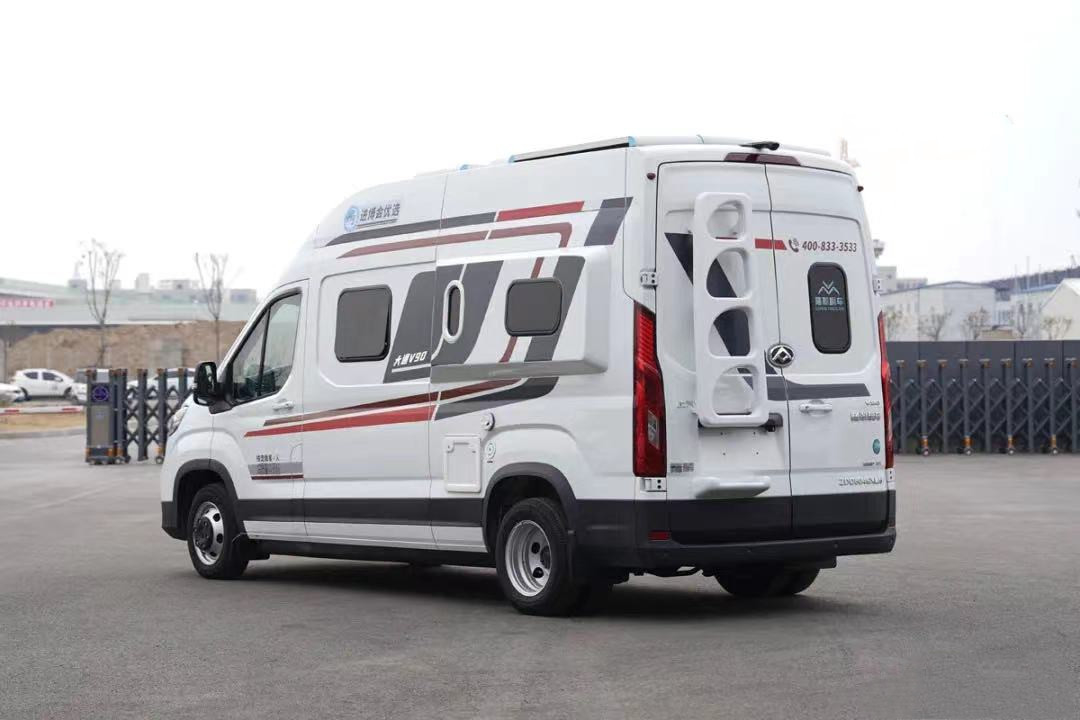SAIC V90 Motorhome RV Caravan Outdoor Camper Touring Car te koop