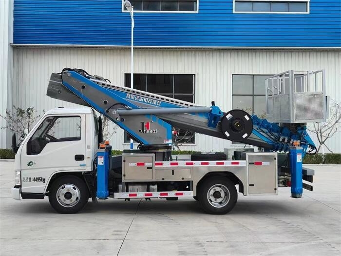 Duurzame luchtwerkplatform vrachtwagen met Euro 5 emissie standaard en 3300 mm wielbasis