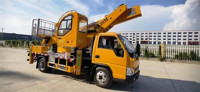 132 pk Euro 5 Aerial Work Platform Truck van Dongfeng veelzijdig en efficiënt