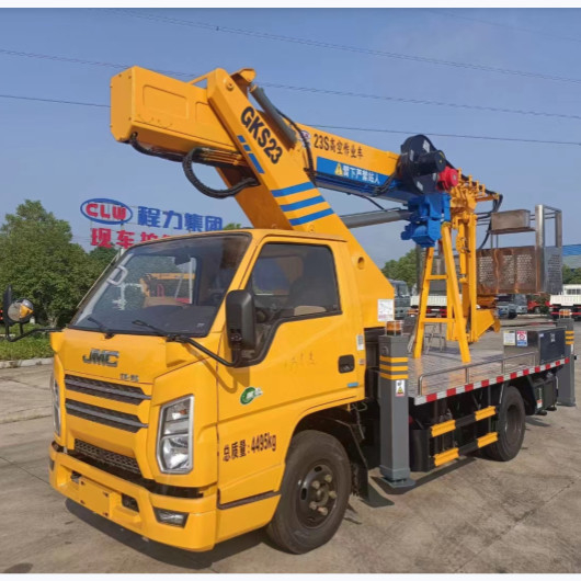 23m luchtwerkplatform Truck met QuanChai Q23-132E60 2.89L Verplaatsing