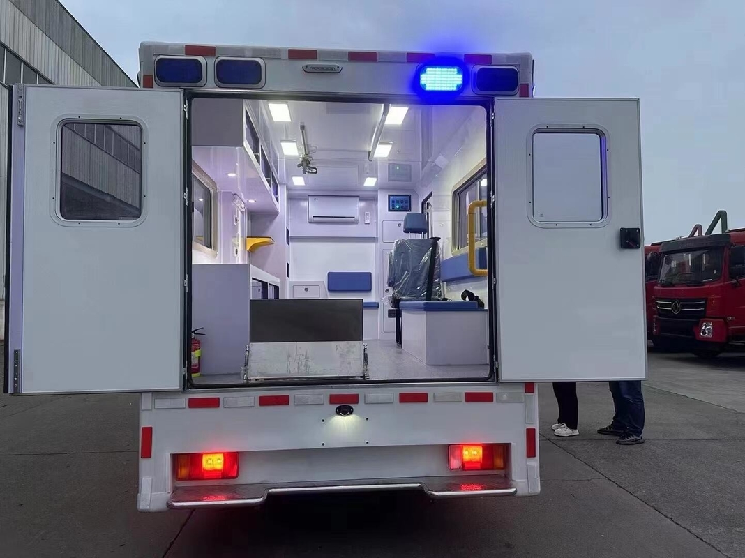 Prijs 2287 ml Verplaatsing Nood ambulancewagen - 5670 × 2011 × 2726 mm Algemene afmetingen