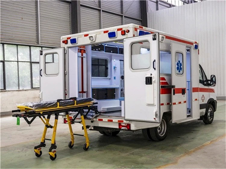 Noodambulance met Euro 5 emissie-standaard, stootgewicht 2970 kg Medisch reddingsvoertuig