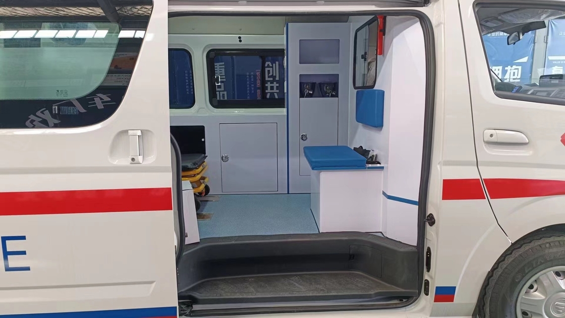 Hulpwagen 130 km/h Maximale snelheid Mobiele kliniekvoertuig met voor-/achterophanging van 1320/1160 mm