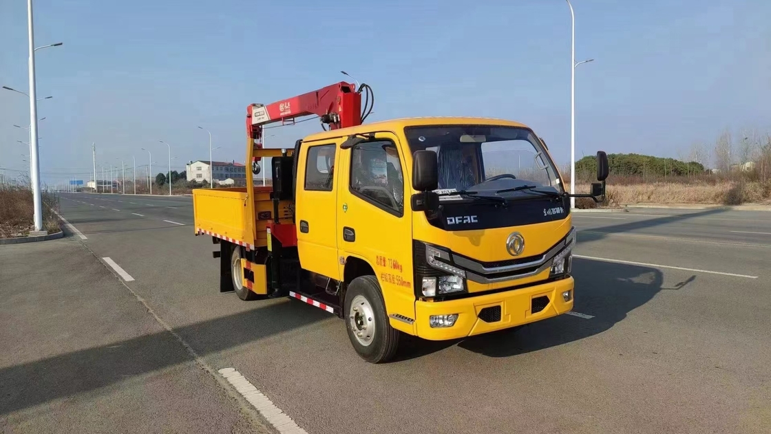 DF 3 personen zitplaats Truck gemonteerde kraan met RHD-aandrijving en 6 banden
