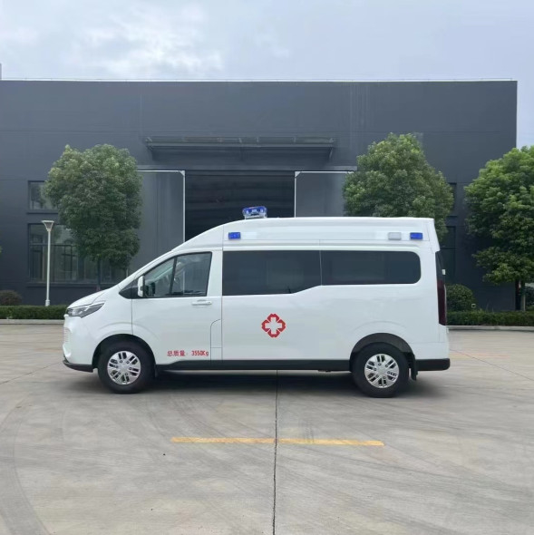 Mini Type 3 ambulance auto Nominale vermogen 103 kW Maximale snelheid 145 km/h
