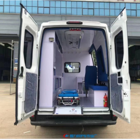 Iveco Ambulance 2800 mm Wheel Base ambulancebussen met 90 kW nominale vermogen en 3550 kg bruto gewicht