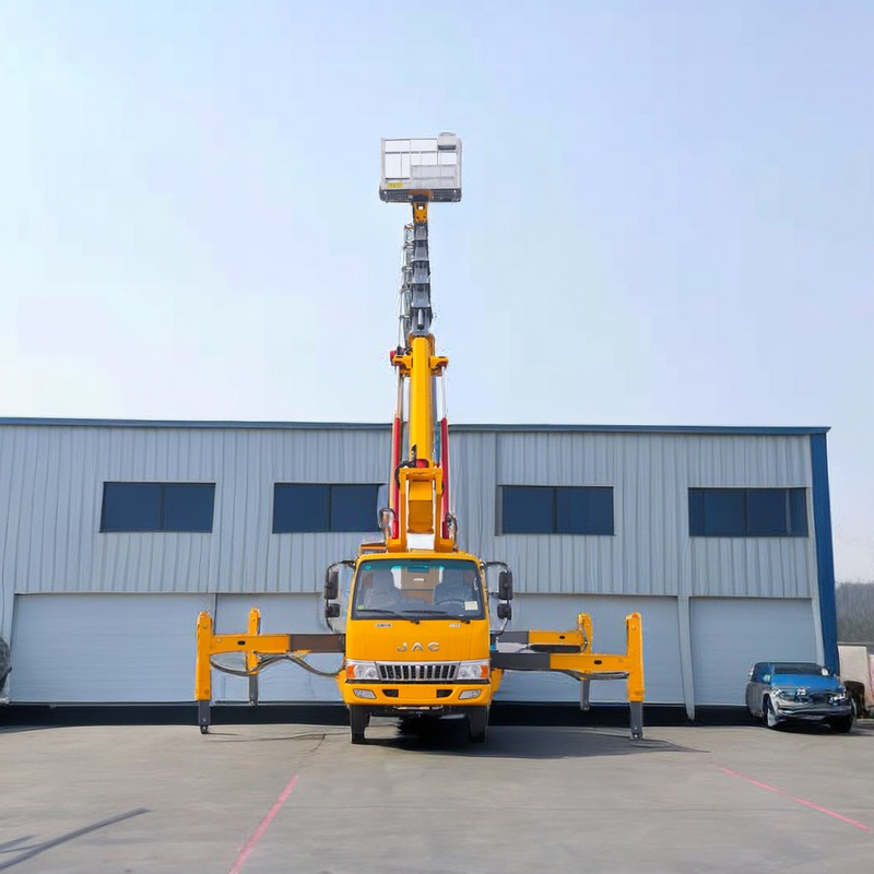 25m Diesel Aerial Work Platform Truck 2 Assen met voor- en achter V Outriggers Noodpomp