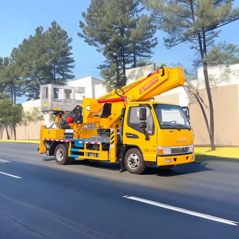 25m Diesel Aerial Work Platform Truck 2 Assen met voor- en achter V Outriggers Noodpomp