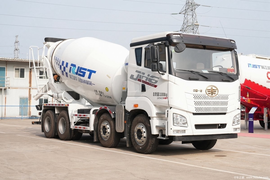 Euro 5 12 wielen cementmixer vrachtwagen 12m3 diesel cement beton vrachtwagen met pomp te koop