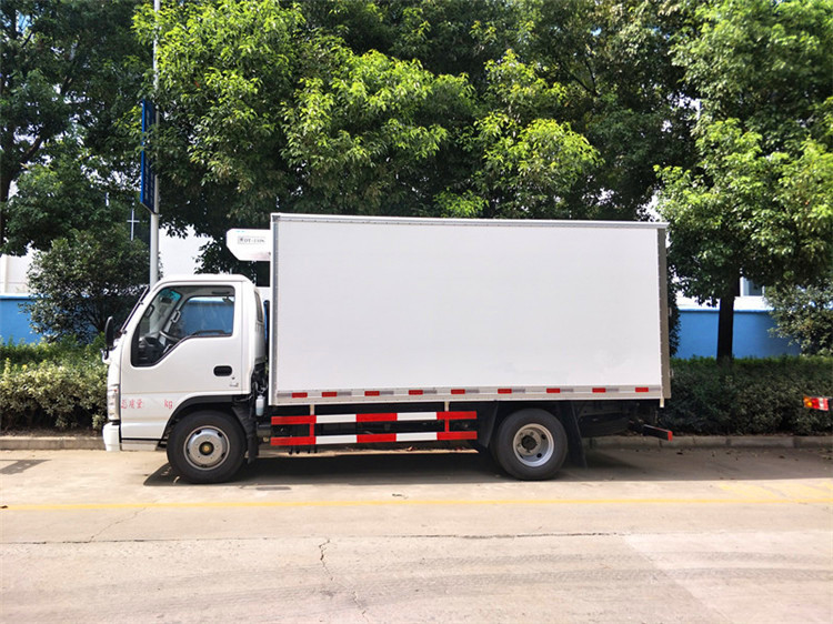 Japan 4*2 ISUZU koelkast Truck PTO-systeem 5 ton vriezer Truck