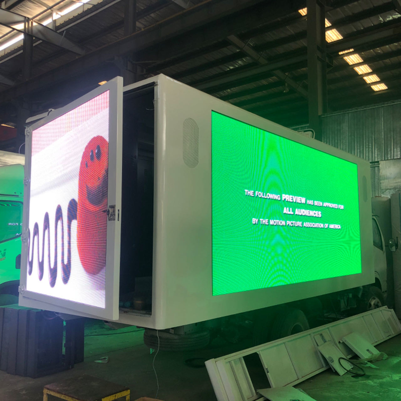 ColorLight LEIDENE Aanplakbordvrachtwagen 3840*1728mm paste 18ft het Lichaam van de Vrachtwagendoos aan