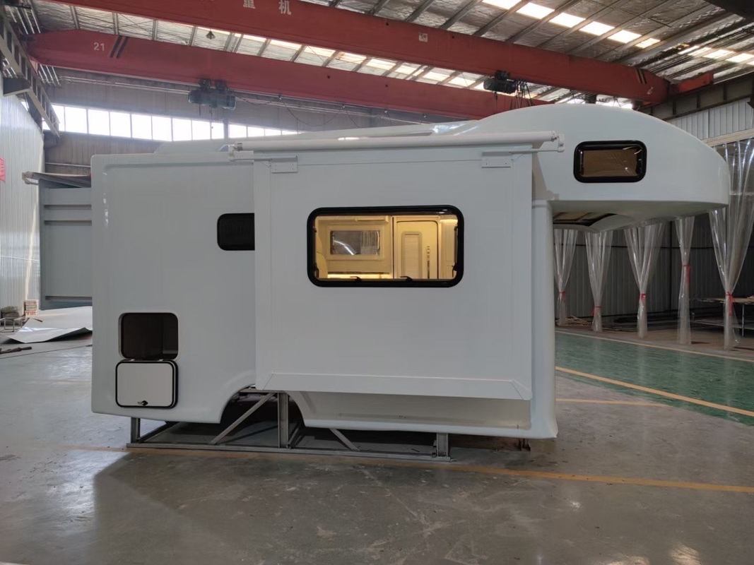 Van de Caravanvan decorated shell 220V van de glasvezeldoos rv het Openluchthuis