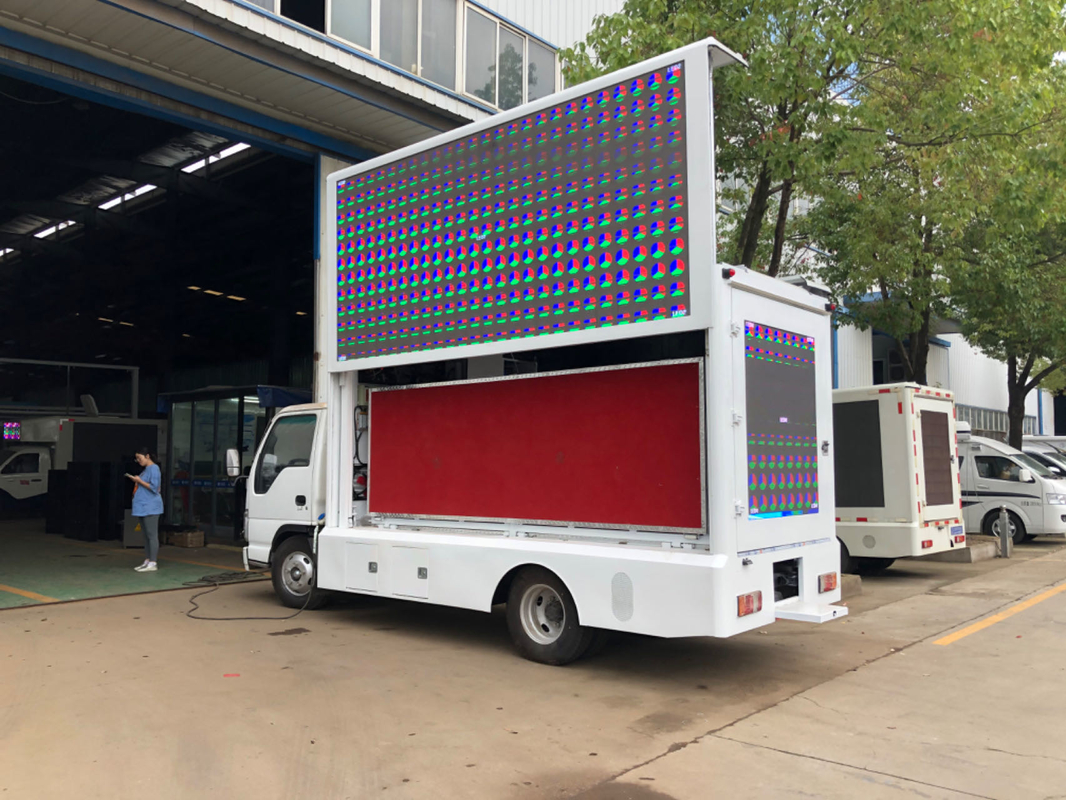 Isuzu 4*2 Euro 5 Led Display Box Truck Mobile Led Screen Billboard Truck Reclame Led Truck Te koop