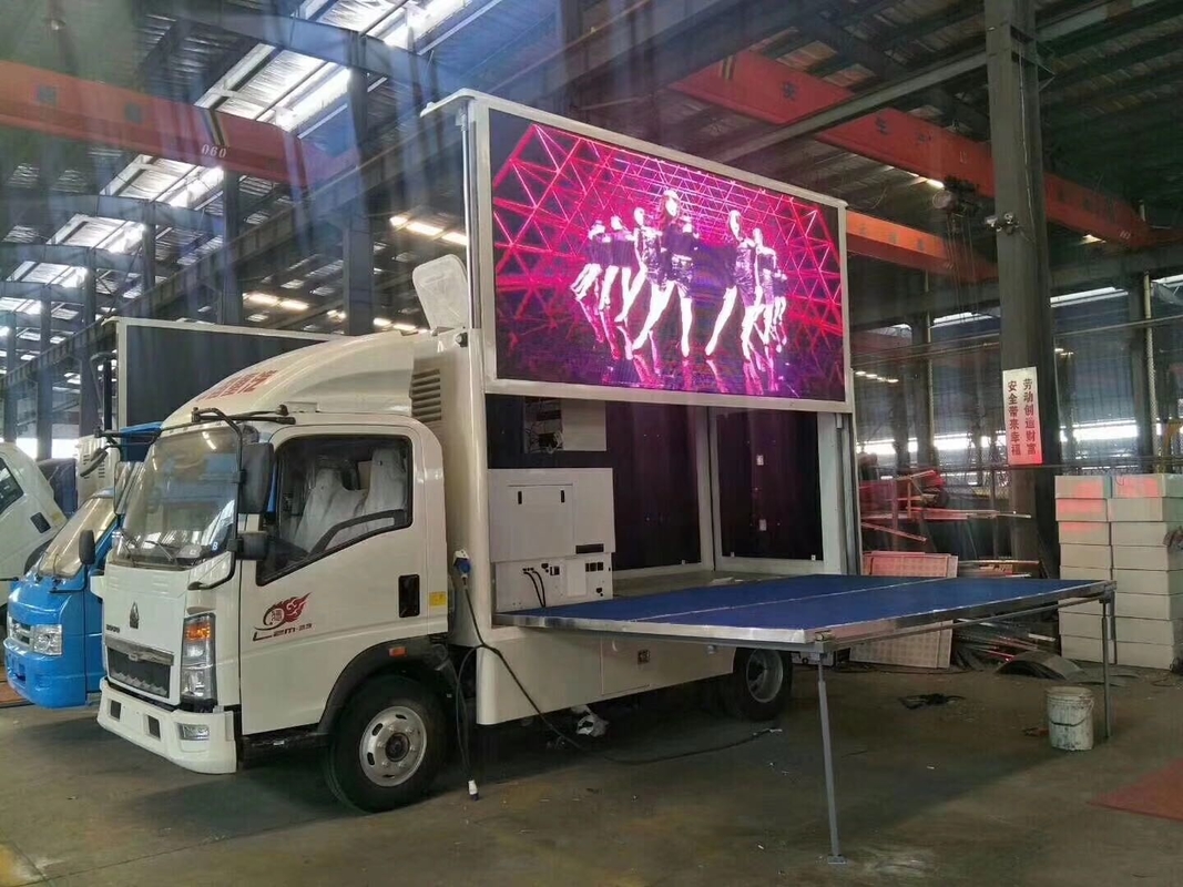 HOWO mobiel licht LED advertentie truck display box billboard helder scherm tekens P4 P5 P6