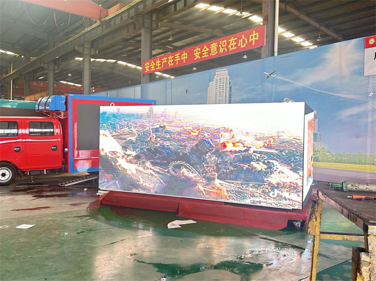 Buiten waterdicht mobiele vrachtwagen trailer van led scherm P4 Led Video wandpaneel voor reclame muziek festival display