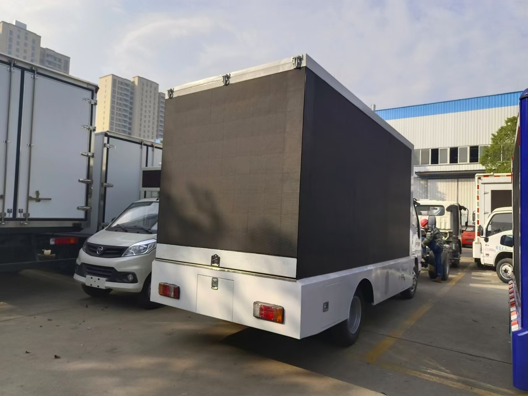 Japanse merk Isuzu Mobile Led Truck Reclame P3 P4 P5 Kleine LED Mobile Led Display Trailer