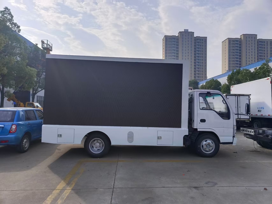 Japanse merk Isuzu Mobile Led Truck Reclame P3 P4 P5 Kleine LED Mobile Led Display Trailer